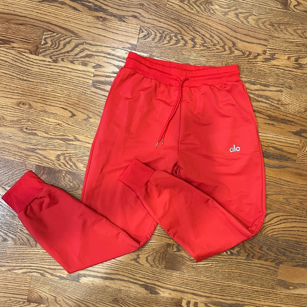 ALO Yoga Red Joggers nwot